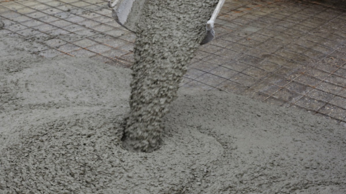 Water to cement ratio – An Important Strength Factor.
