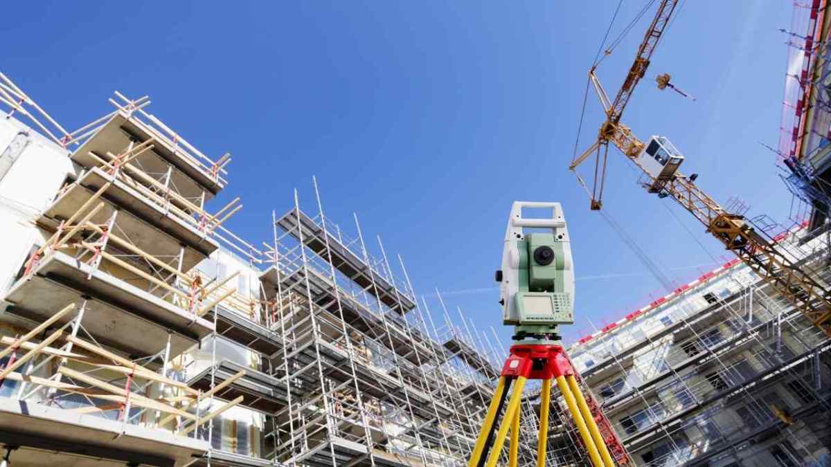 Total station in surveying– Working Principle of Total station