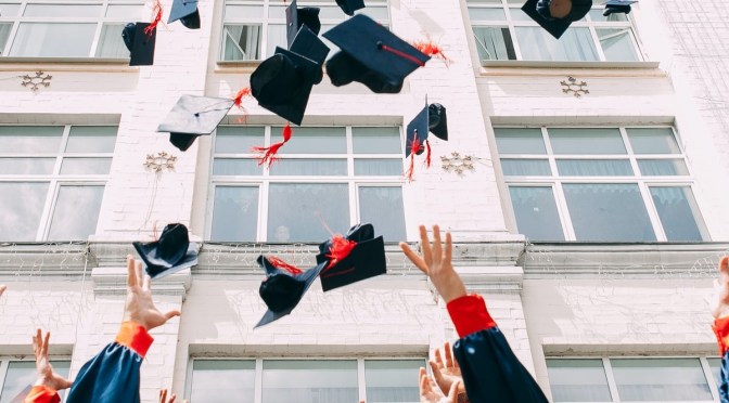 Best Engineering Colleges in India- 10 Best Colleges Full Details